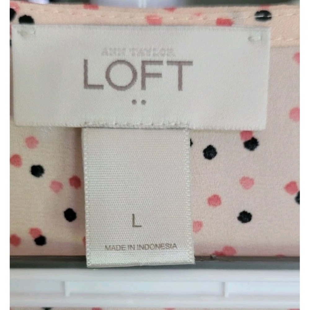 LOFT Peach Sleeveless V-Neck Blouse with Black Dot Print - Picture 2 of 3